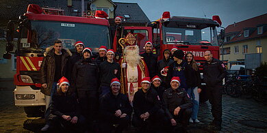 Nikolaus mit der Feuerwehr Trudering 2024